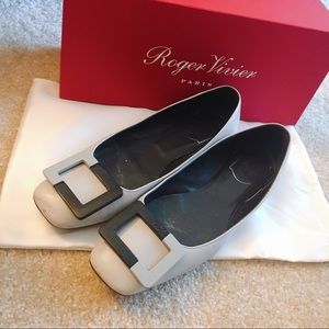 Roger Vivier Buckle Flat